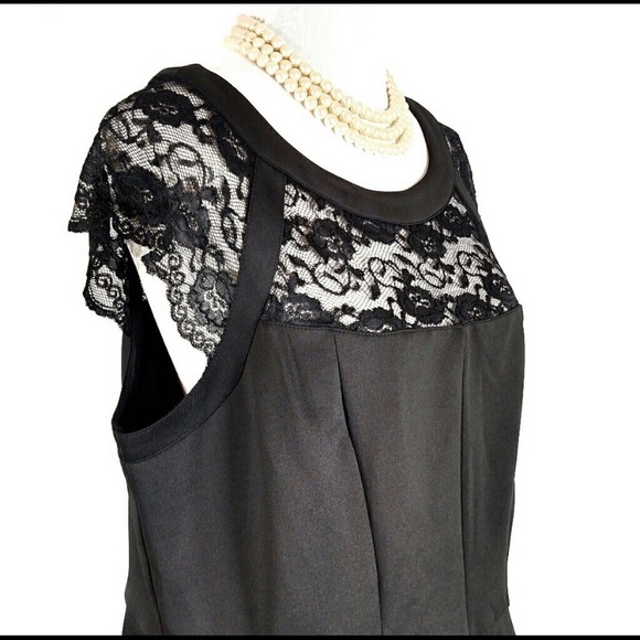 Stunning Little Black Dress - Picture 4 of 8